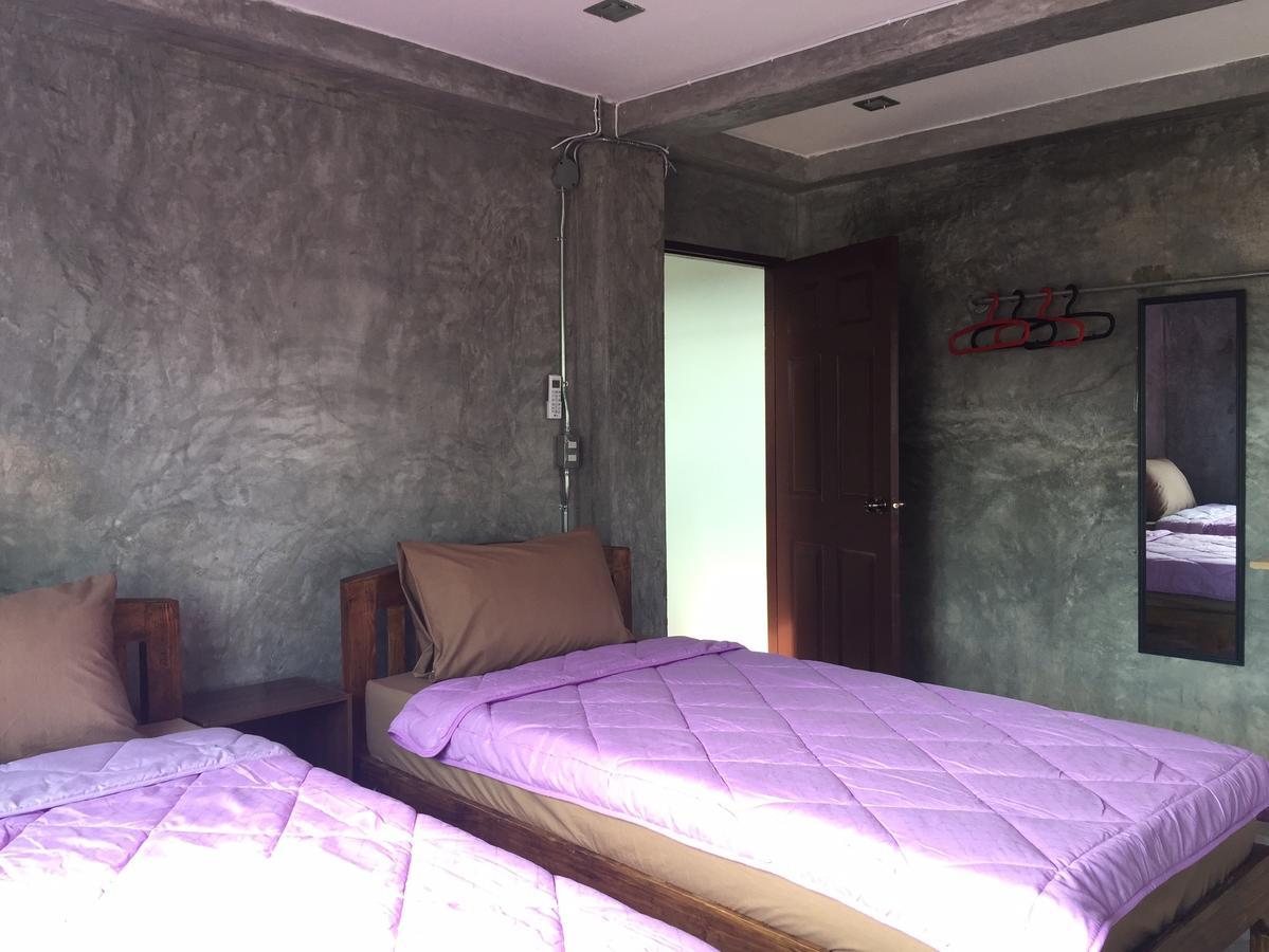 Chiangmai Hometel Чиангмай Екстериор снимка