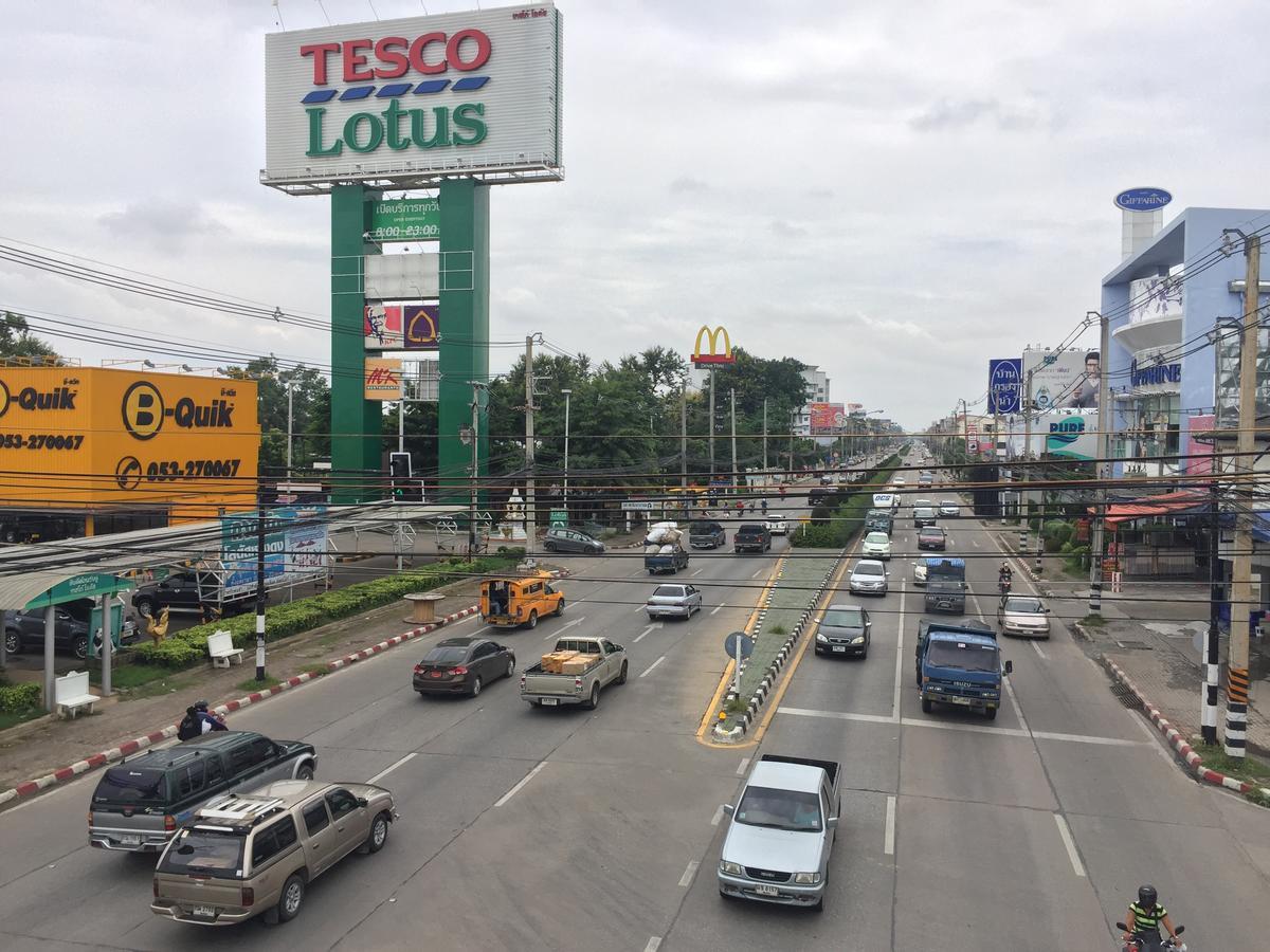 Chiangmai Hometel Чиангмай Екстериор снимка